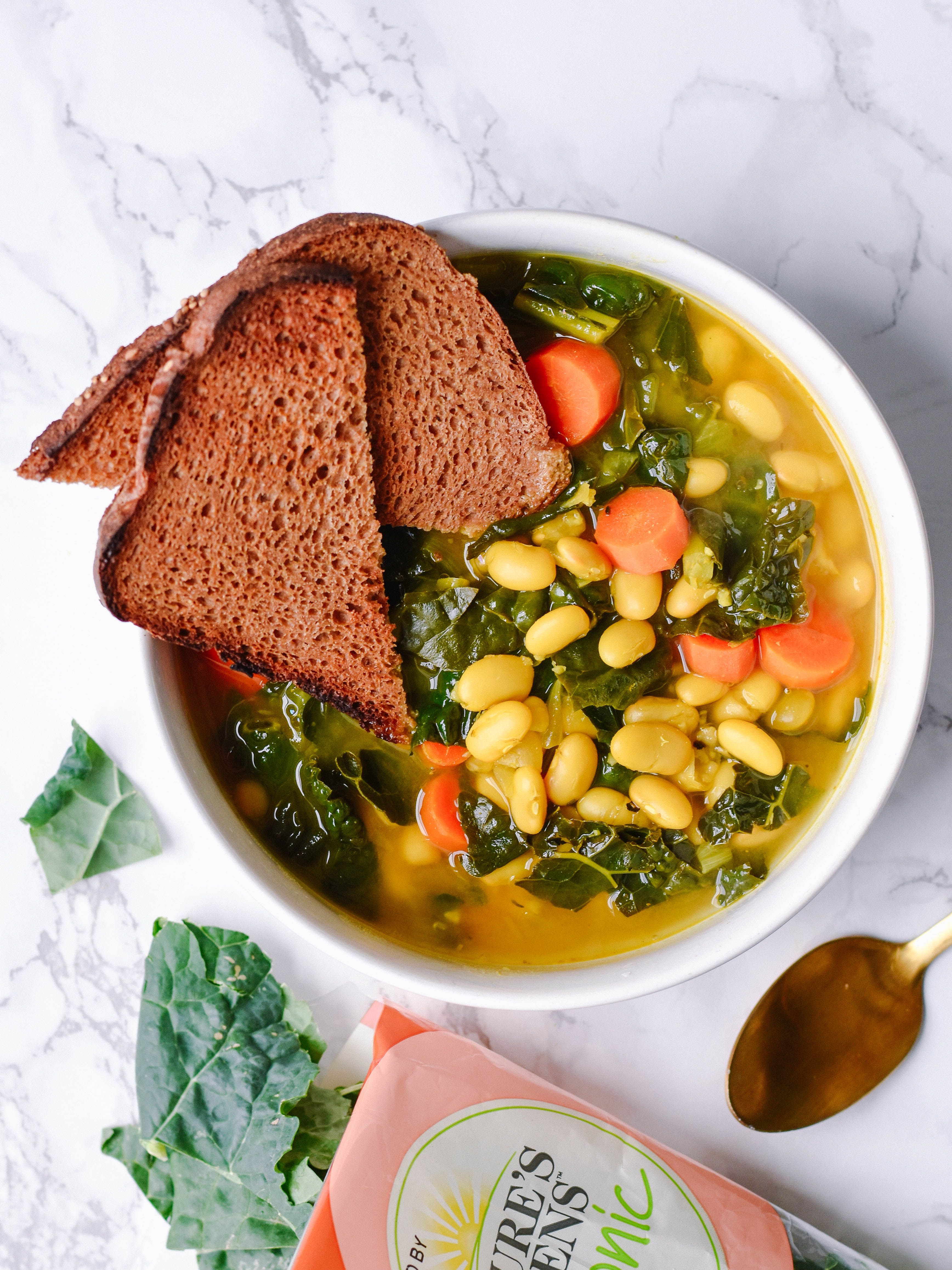 White Bean and Kale Soup